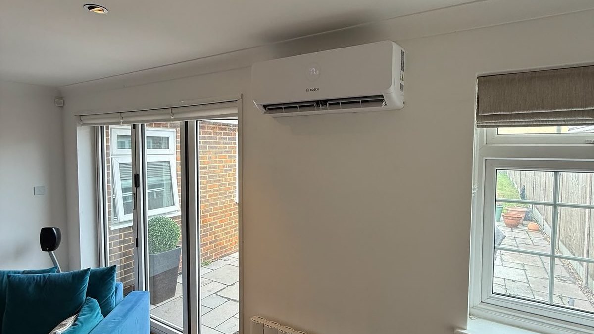 Air conditioning unit installed in a living room